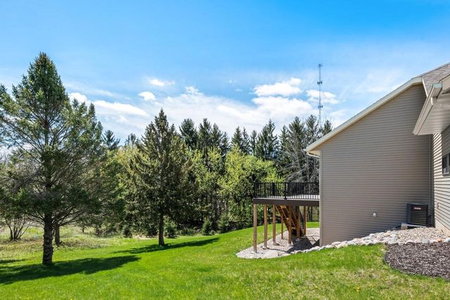 309 Drumlin Loop, Ripon, WI 54971