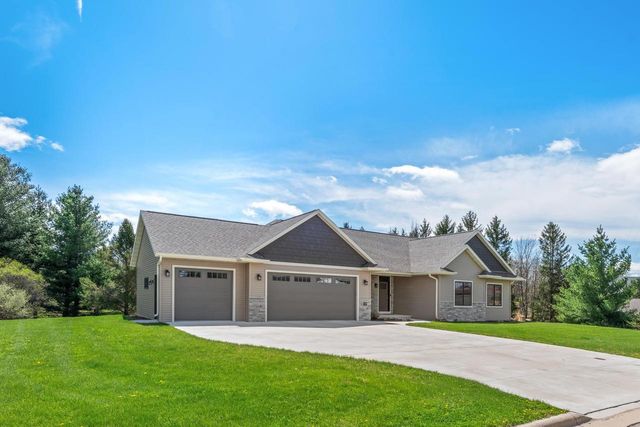 309 Drumlin Loop, Ripon, WI 54971