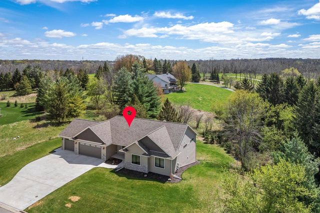 309 Drumlin Loop, Ripon, WI 54971