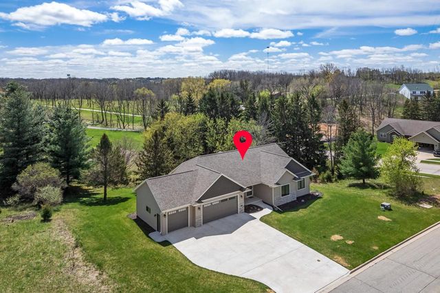 309 Drumlin Loop, Ripon, WI 54971