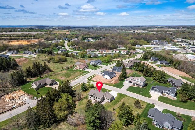 309 Drumlin Loop, Ripon, WI 54971