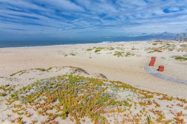 2226 Martinique Lane, Oxnard, CA 93035