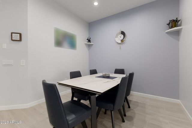 10240 W LONE CACTUS Drive, Peoria, AZ 85382