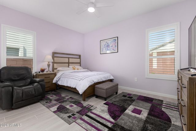 10240 W LONE CACTUS Drive, Peoria, AZ 85382