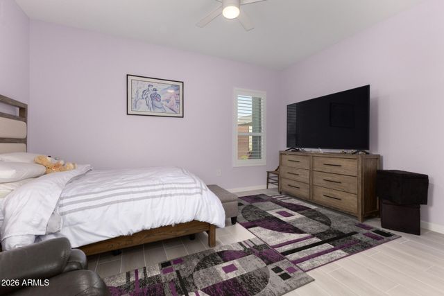 10240 W LONE CACTUS Drive, Peoria, AZ 85382