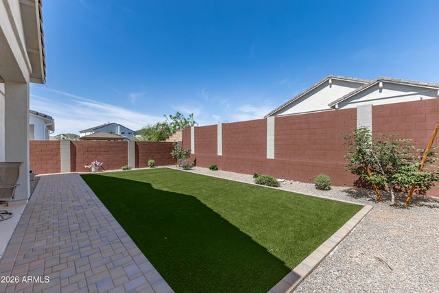 10240 W LONE CACTUS Drive, Peoria, AZ 85382