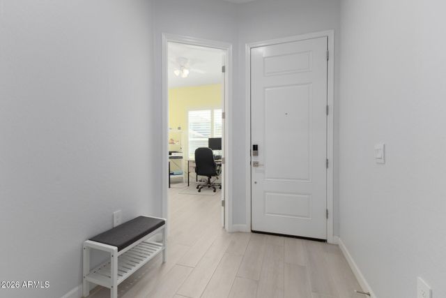 10240 W LONE CACTUS Drive, Peoria, AZ 85382