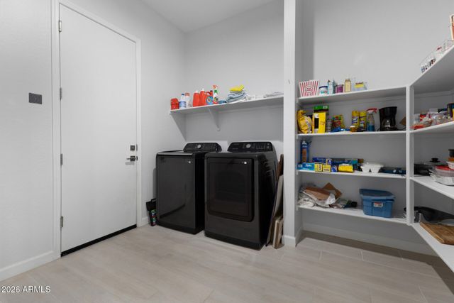 10240 W LONE CACTUS Drive, Peoria, AZ 85382