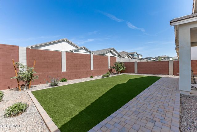 10240 W LONE CACTUS Drive, Peoria, AZ 85382