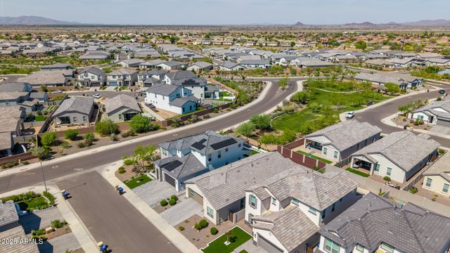 10240 W LONE CACTUS Drive, Peoria, AZ 85382