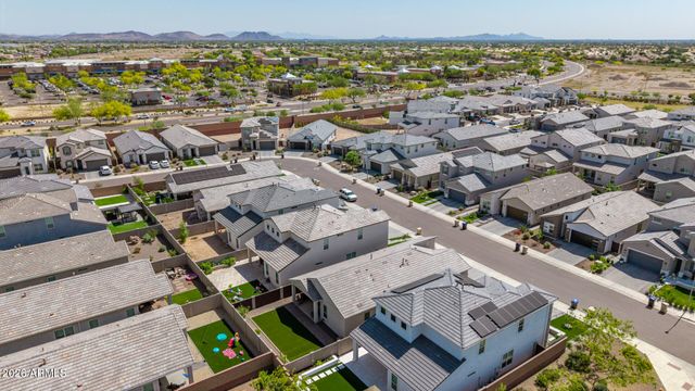 10240 W LONE CACTUS Drive, Peoria, AZ 85382