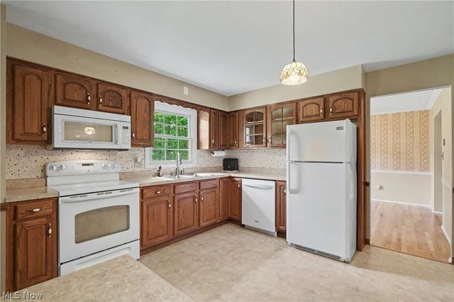 1403 Whippoorwill Trail, Stow, OH 44224