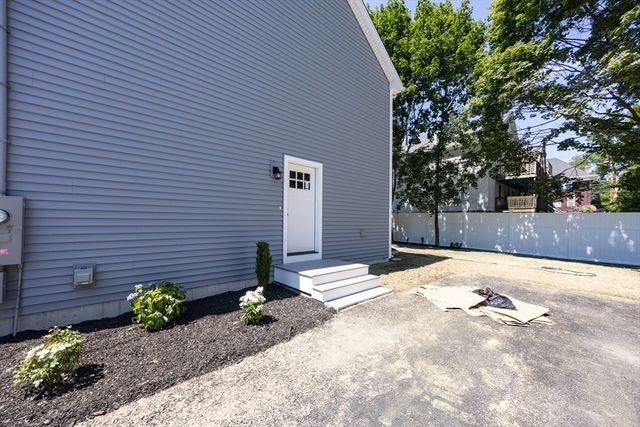 122 Canal Street, Blackstone, MA 01504