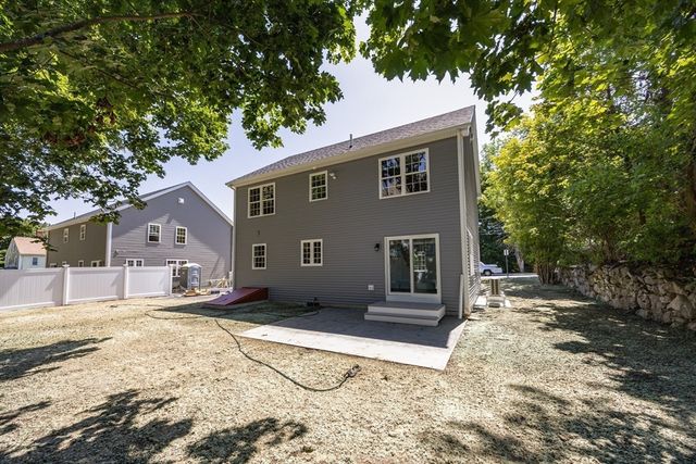 122 Canal Street, Blackstone, MA 01504