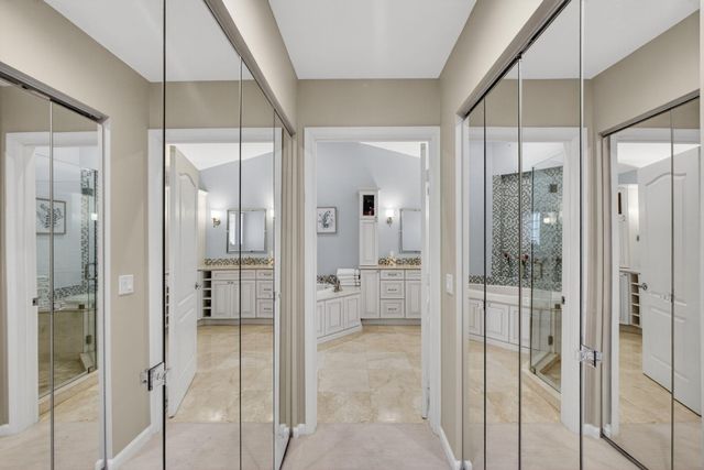 108 Eagleton Lane, Palm Beach Gardens, FL 33418