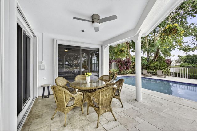 108 Eagleton Lane, Palm Beach Gardens, FL 33418