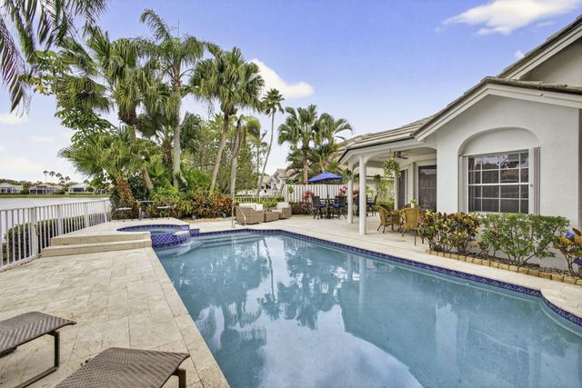 108 Eagleton Lane, Palm Beach Gardens, FL 33418