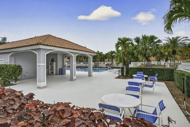 108 Eagleton Lane, Palm Beach Gardens, FL 33418