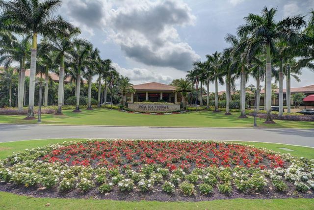 108 Eagleton Lane, Palm Beach Gardens, FL 33418