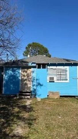 809 Booker Washington Avenue, Port Arthur, TX 77640