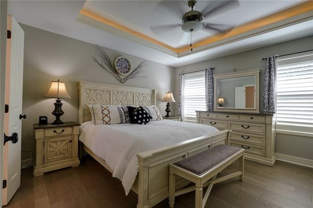 1404 NW Maple Drive, Grain Valley, MO 64029