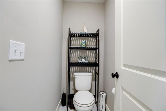 1404 NW Maple Drive, Grain Valley, MO 64029
