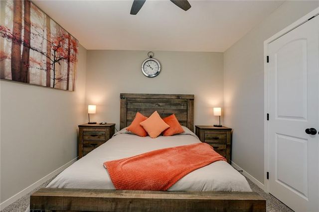 1404 NW Maple Drive, Grain Valley, MO 64029