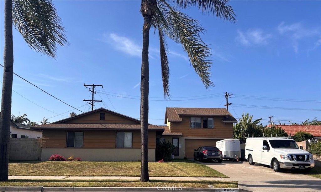 8883 La Paloma, Fountain Valley, CA 92708