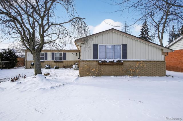 4624 Turner Street, Trenton, MI 48183