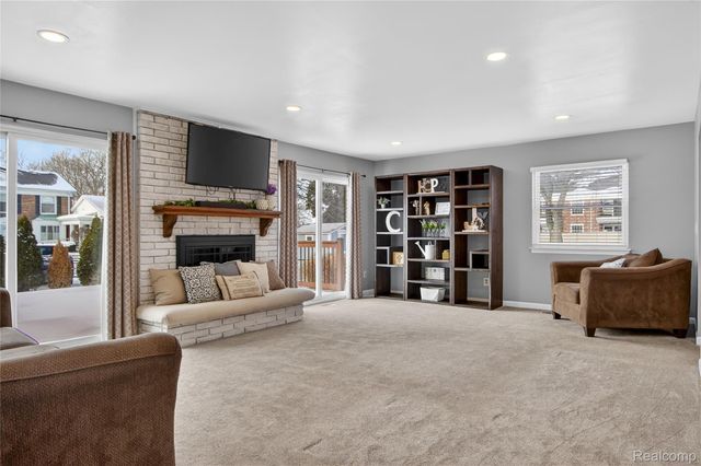 4624 Turner Street, Trenton, MI 48183