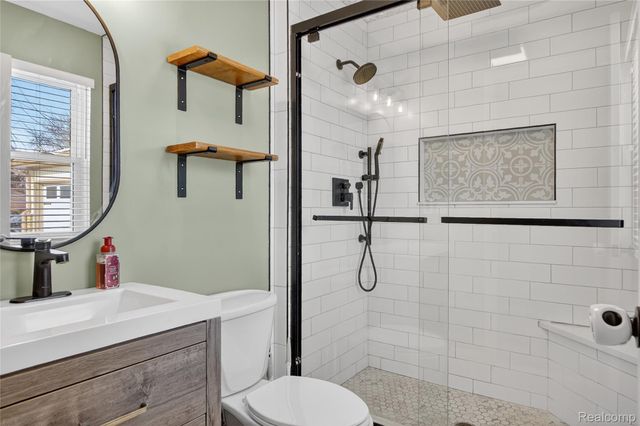 4624 Turner Street, Trenton, MI 48183