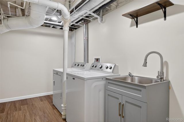 4624 Turner Street, Trenton, MI 48183