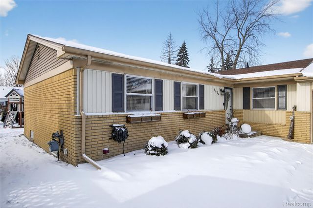 4624 Turner Street, Trenton, MI 48183