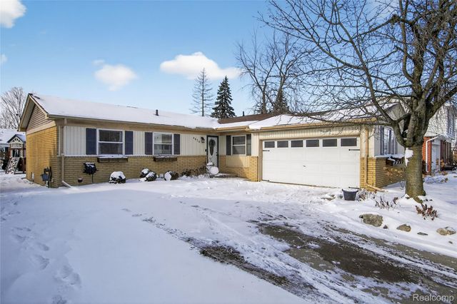 4624 Turner Street, Trenton, MI 48183