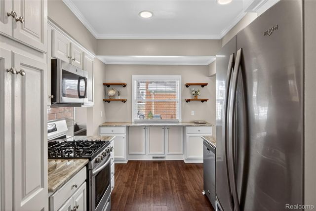 4624 Turner Street, Trenton, MI 48183