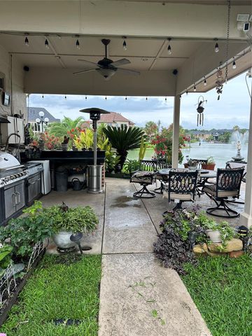 1731 Parklake Vlg Village, Katy, TX 77450