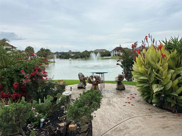 1731 Parklake Vlg Village, Katy, TX 77450