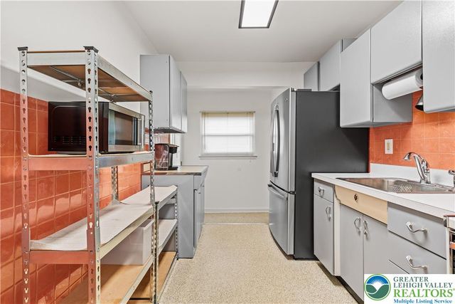 732 North Saint Lucas Street, Allentown City, PA 18104