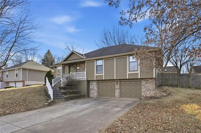 410 NE Corsicana Street, Lee's Summit, MO 64086