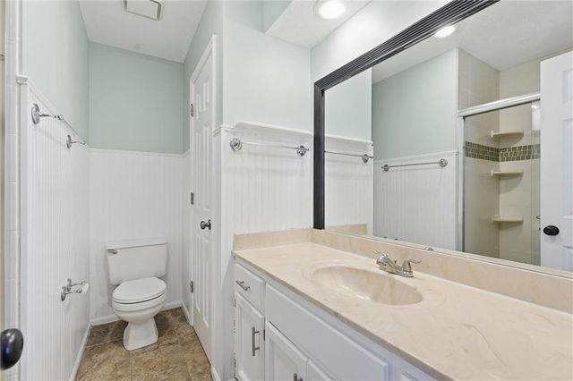 410 NE Corsicana Street, Lee's Summit, MO 64086