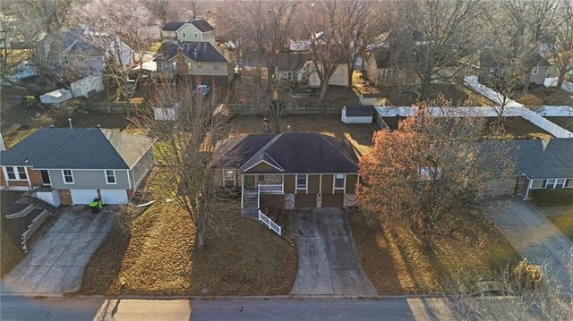 410 NE Corsicana Street, Lee's Summit, MO 64086