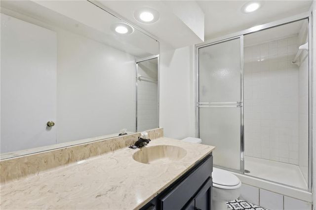 410 NE Corsicana Street, Lee's Summit, MO 64086