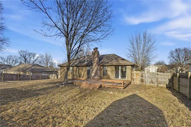 410 NE Corsicana Street, Lee's Summit, MO 64086