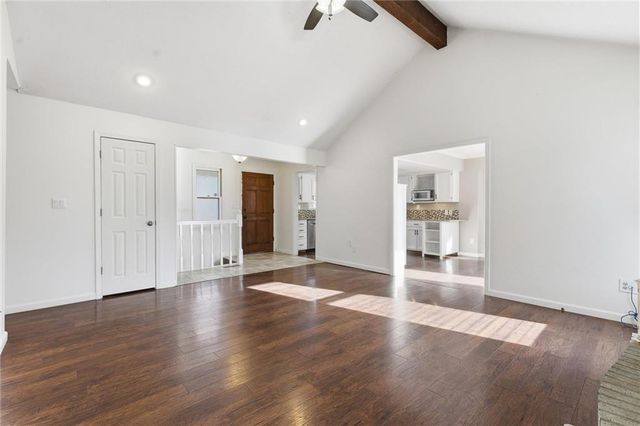 410 NE Corsicana Street, Lee's Summit, MO 64086