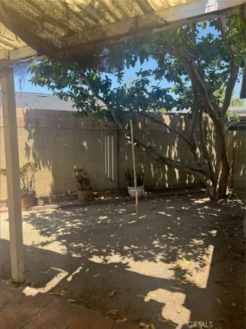 1439 W Kiama, Anaheim, CA 92802