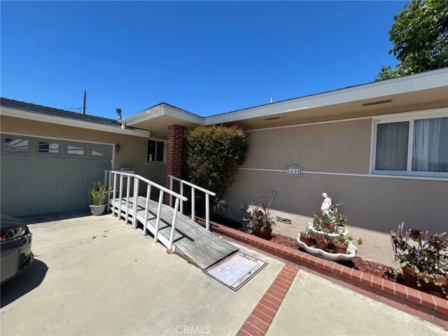 1439 W Kiama, Anaheim, CA 92802