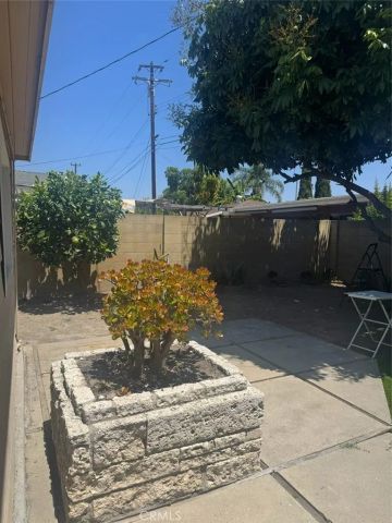 1439 W Kiama, Anaheim, CA 92802