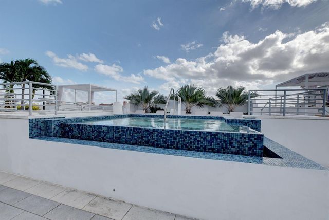 155 E Boca Raton Road Th3, Boca Raton, FL 33432