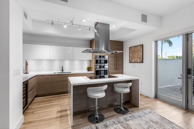 155 E Boca Raton Road Th3, Boca Raton, FL 33432