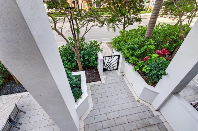 155 E Boca Raton Road Th3, Boca Raton, FL 33432